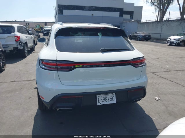 Porsche Macan T 2026 WP1AA2A57TLB11945 Image 17