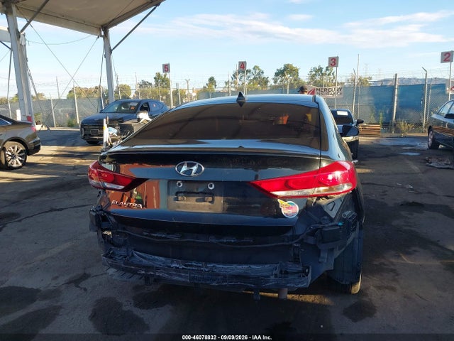 Hyundai ELANTRA SEL 2018 5NPD84LF2JH221718 Image 17
