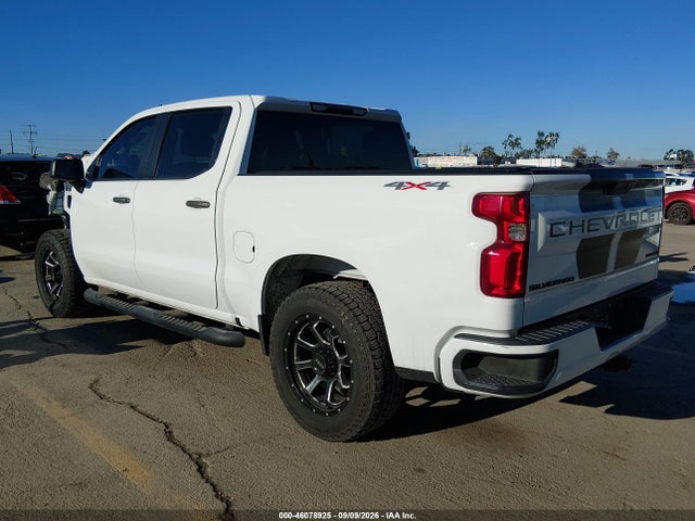 2021 Chevrolet Silverado 1500 4wd  Short Bed Custom მანქანა იყიდება აუქციონზე, vin: 1GCPYBEK0MZ261093, აუქციონის ნომერი: 46078925