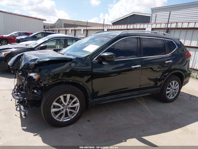 2018 Nissan Rogue Sv მანქანა იყიდება აუქციონზე, vin: 5N1AT2MV4JC827170, აუქციონის ნომერი: 46078949