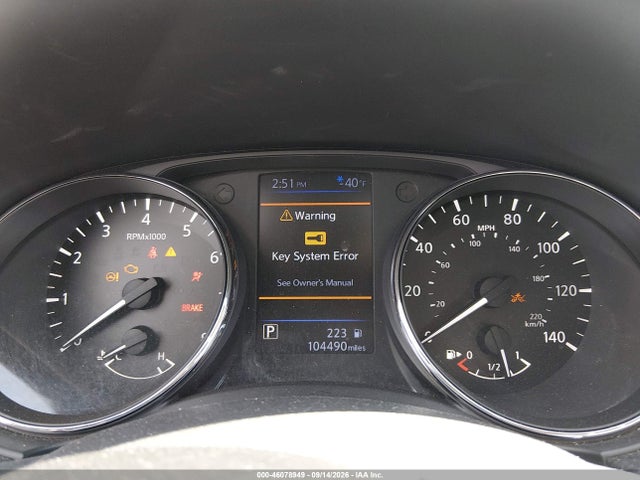 2018 Nissan Rogue Sv მანქანა იყიდება აუქციონზე, vin: 5N1AT2MV4JC827170, აუქციონის ნომერი: 46078949