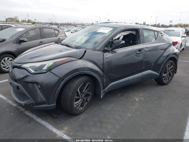 Toyota C-hr Limited 2021 NMTKHMBX5MR131364 Image 2