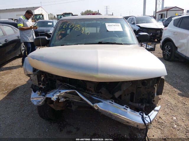 46078960 :رقم المزاد ، 1GCCS19W6Y8246374 vin ، 2000 Chevrolet S-10 Ls مزاد بيع