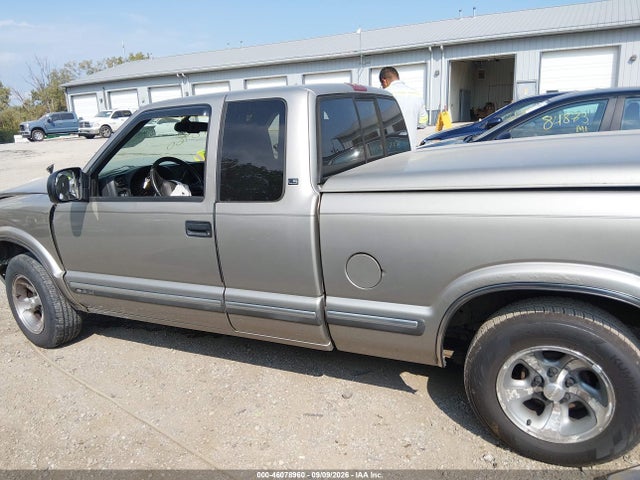 46078960 :رقم المزاد ، 1GCCS19W6Y8246374 vin ، 2000 Chevrolet S-10 Ls مزاد بيع