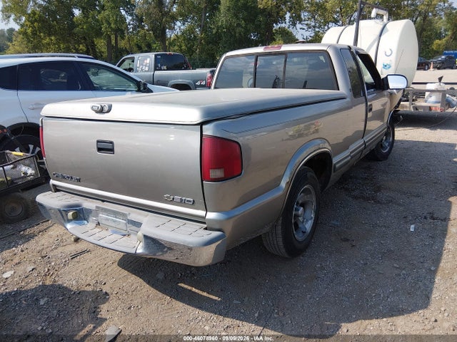 46078960 :رقم المزاد ، 1GCCS19W6Y8246374 vin ، 2000 Chevrolet S-10 Ls مزاد بيع