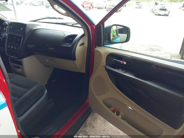 Продажа на аукционе авто 2015 Dodge Grand Caravan American Value Pkg, vin: 2C4RDGBG9FR580300, номер лота: 46079043