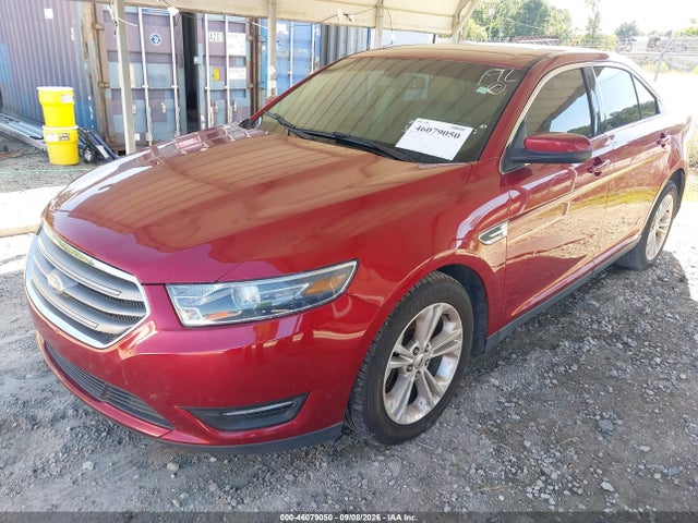 46079050 :رقم المزاد ، 1FAHP2E83FG202104 vin ، 2015 Ford Taurus Sel مزاد بيع