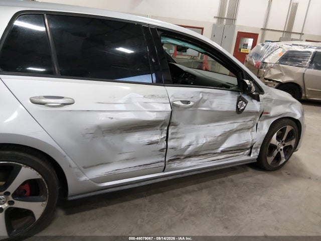 Продажа на аукционе авто 2015 Volkswagen Golf Gti 2.0t Se 4-door, vin: 3VW5T7AUXFM063911, номер лота: 46079067