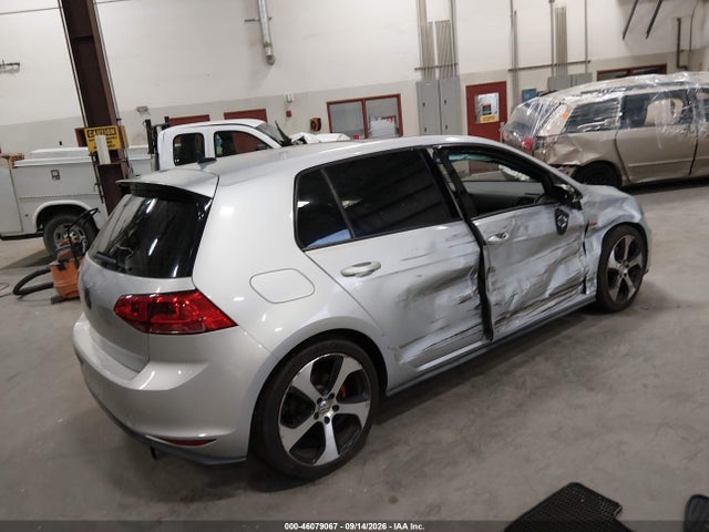 Продажа на аукционе авто 2015 Volkswagen Golf Gti 2.0t Se 4-door, vin: 3VW5T7AUXFM063911, номер лота: 46079067