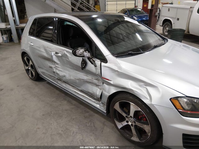 Продажа на аукционе авто 2015 Volkswagen Golf Gti 2.0t Se 4-door, vin: 3VW5T7AUXFM063911, номер лота: 46079067