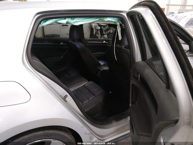 Продажа на аукционе авто 2015 Volkswagen Golf Gti 2.0t Se 4-door, vin: 3VW5T7AUXFM063911, номер лота: 46079067