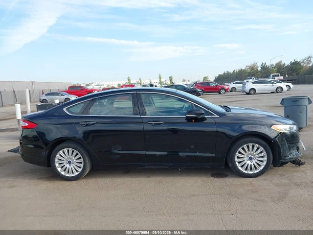 46079084 :رقم المزاد ، 3FA6P0LUXGR194556 vin ، 2016 Ford Fusion Hybrid Se مزاد بيع