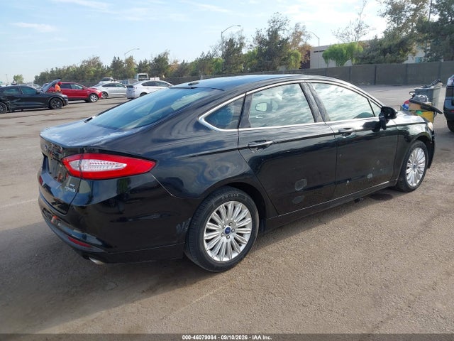 46079084 :رقم المزاد ، 3FA6P0LUXGR194556 vin ، 2016 Ford Fusion Hybrid Se مزاد بيع
