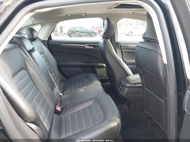 46079084 :رقم المزاد ، 3FA6P0LUXGR194556 vin ، 2016 Ford Fusion Hybrid Se مزاد بيع