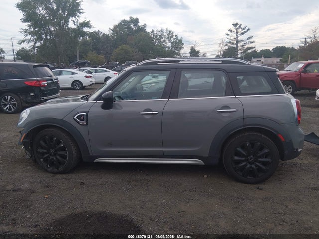 2017 Mini Countryman Cooper S მანქანა იყიდება აუქციონზე, vin: WMZYT5C3XH3D81348, აუქციონის ნომერი: 46079131