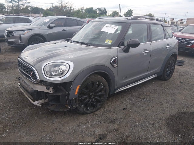 2017 Mini Countryman Cooper S მანქანა იყიდება აუქციონზე, vin: WMZYT5C3XH3D81348, აუქციონის ნომერი: 46079131
