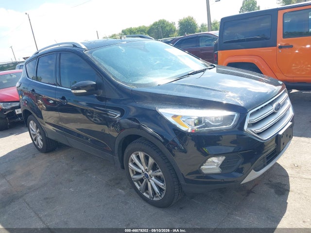 46079202 :رقم المزاد ، 1FMCU9J95JUD27227 vin ، 2018 Ford Escape Titanium مزاد بيع