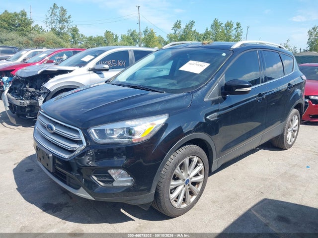 46079202 :رقم المزاد ، 1FMCU9J95JUD27227 vin ، 2018 Ford Escape Titanium مزاد بيع