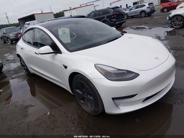 2022 Tesla Model 3 Long Range Dual Motor All-wheel Drive მანქანა იყიდება აუქციონზე, vin: 5YJ3E1EB2NF163773, აუქციონის ნომერი: 46079206