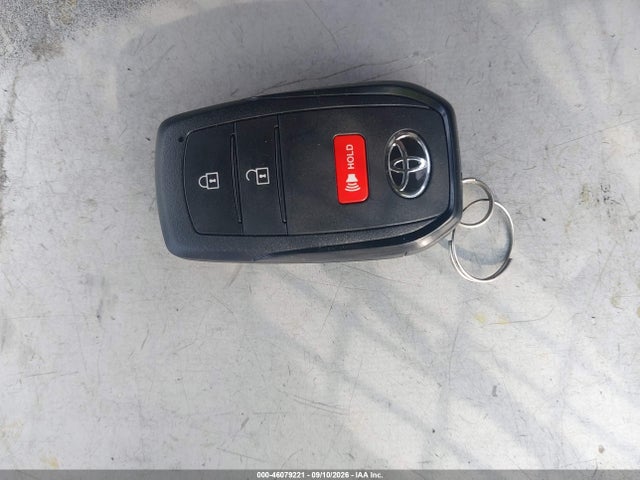 46079221 :رقم المزاد ، JTDADABU6P3007137 vin ، 2023 Toyota Prius Xle Awd-e مزاد بيع