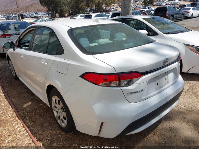 Toyota COROLLA LE 2020 5YFEPRAE6LP057958 Image 3