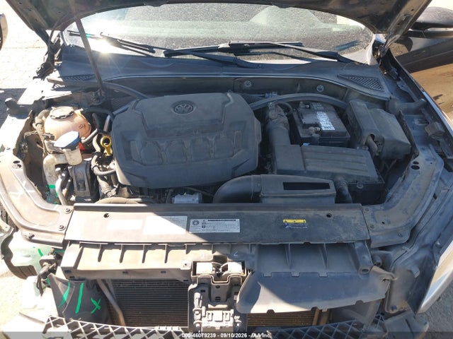 1VWAA7A30JC039767 Volkswagen Passat 2.0t R-line/2.0t S