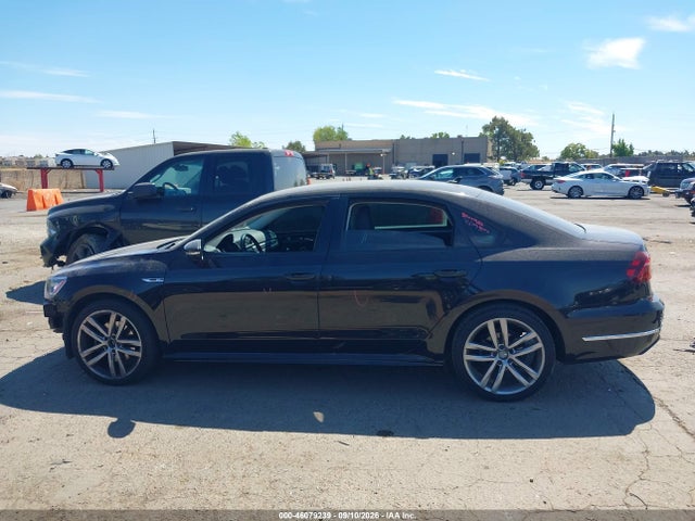 1VWAA7A30JC039767 Volkswagen Passat 2.0t R-line/2.0t S