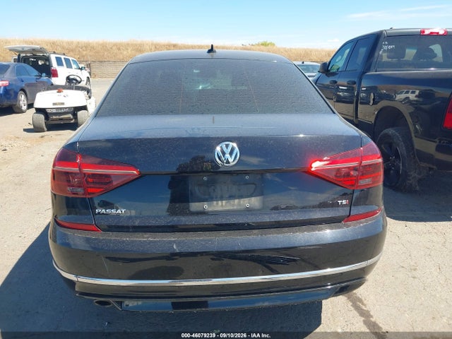1VWAA7A30JC039767 Volkswagen Passat 2.0t R-line/2.0t S