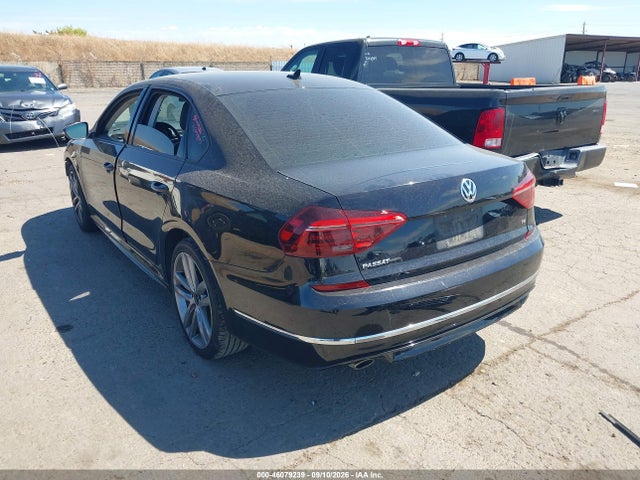 1VWAA7A30JC039767 Volkswagen Passat 2.0t R-line/2.0t S