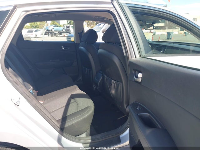 KIA Optima Lx 2016 5XXGT4L30GG062025 Image 8