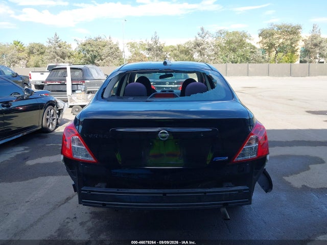 Nissan Versa 1.6 S 2014 3N1CN7AP4EL858233 Image 17