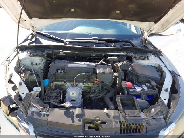Продажа на аукционе авто 2015 Honda Accord Sport, vin: 1HGCR2F52FA135809, номер лота: 46079266