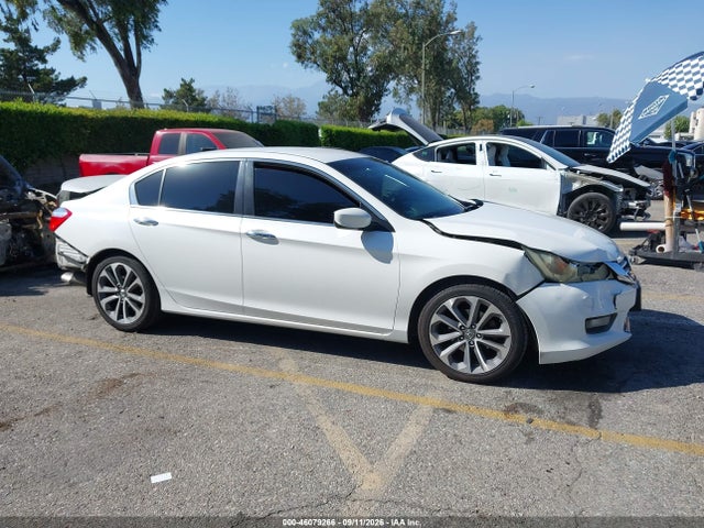 Продажа на аукционе авто 2015 Honda Accord Sport, vin: 1HGCR2F52FA135809, номер лота: 46079266
