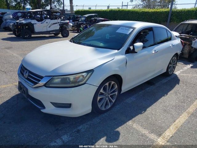 Продажа на аукционе авто 2015 Honda Accord Sport, vin: 1HGCR2F52FA135809, номер лота: 46079266