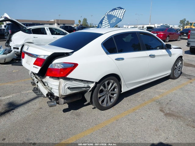Продажа на аукционе авто 2015 Honda Accord Sport, vin: 1HGCR2F52FA135809, номер лота: 46079266