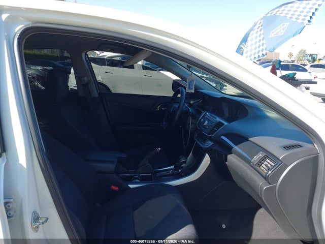 Продажа на аукционе авто 2015 Honda Accord Sport, vin: 1HGCR2F52FA135809, номер лота: 46079266