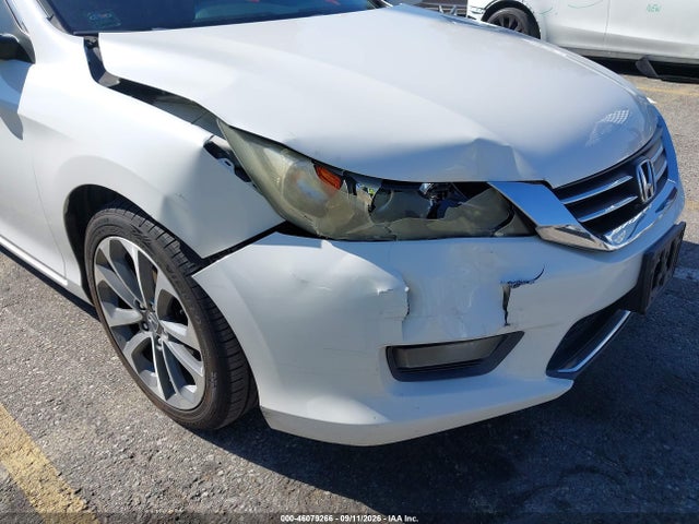 Продажа на аукционе авто 2015 Honda Accord Sport, vin: 1HGCR2F52FA135809, номер лота: 46079266