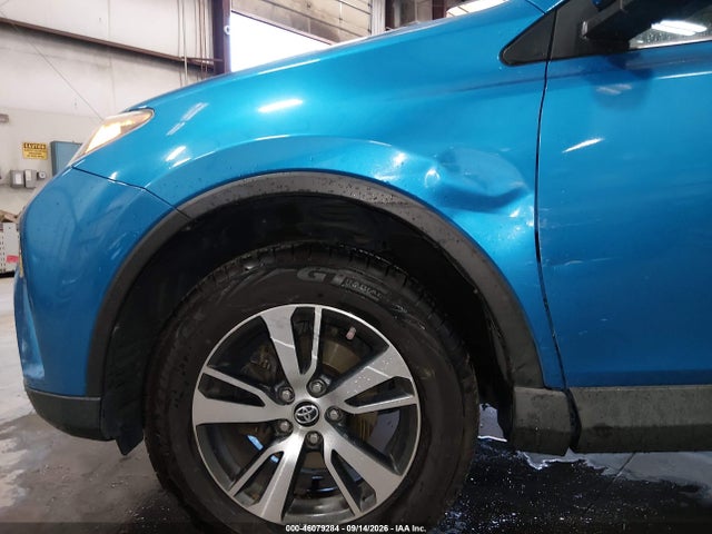 Toyota Rav4 Xle 2018 2T3RFREV7JW813542 Image 6