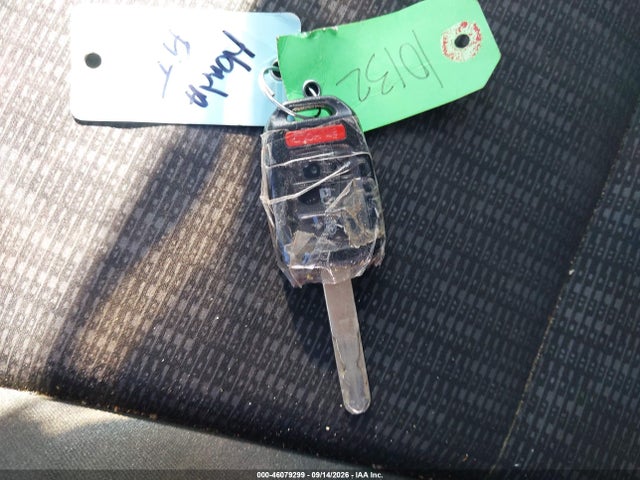 46079299 :رقم المزاد ، 3HGGK5H52HM711571 vin ، 2017 Honda Fit Lx مزاد بيع