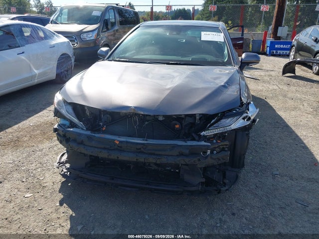4T1F11AK6NU050927 Toyota CAMRY XLE
