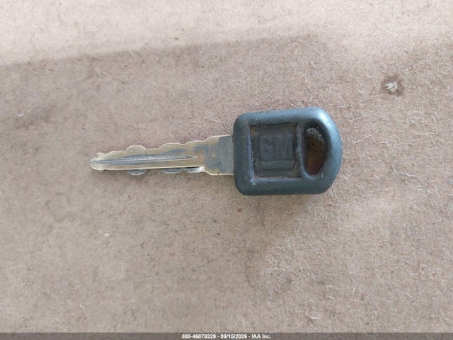 46079329 :رقم المزاد ، 1GCEK19R3WE234118 vin ، 1998 Chevrolet K1500 Fleetside مزاد بيع