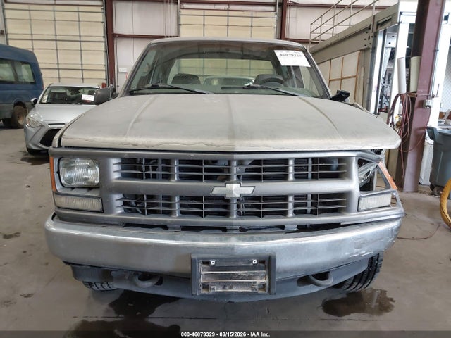 46079329 :رقم المزاد ، 1GCEK19R3WE234118 vin ، 1998 Chevrolet K1500 Fleetside مزاد بيع
