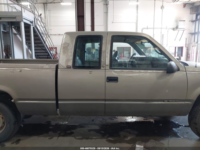 46079329 :رقم المزاد ، 1GCEK19R3WE234118 vin ، 1998 Chevrolet K1500 Fleetside مزاد بيع