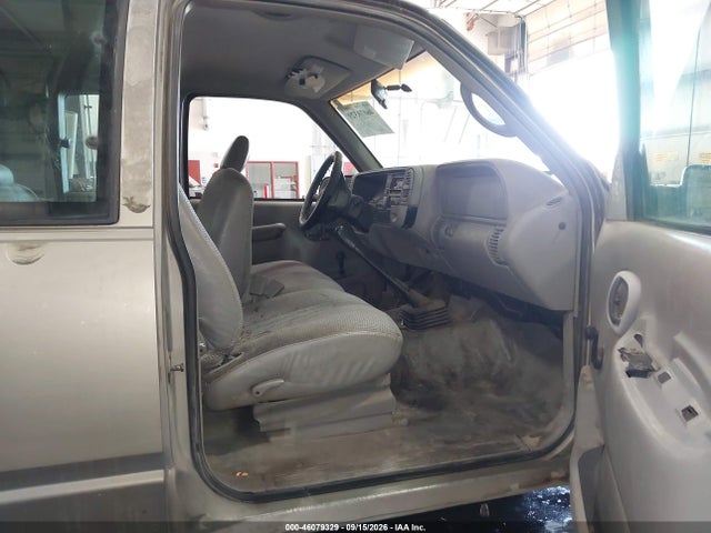 46079329 :رقم المزاد ، 1GCEK19R3WE234118 vin ، 1998 Chevrolet K1500 Fleetside مزاد بيع