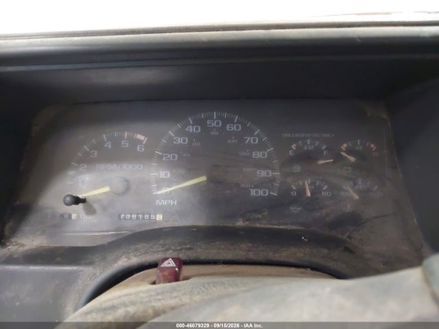 46079329 :رقم المزاد ، 1GCEK19R3WE234118 vin ، 1998 Chevrolet K1500 Fleetside مزاد بيع