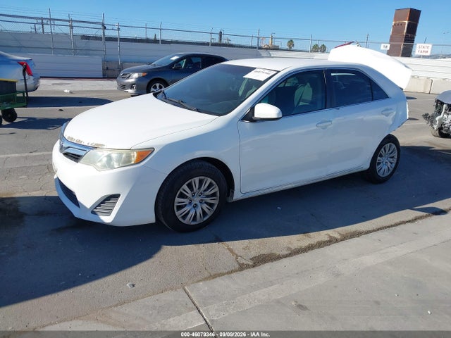 Toyota CAMRY LE 2014 4T4BF1FKXER411395 Image 2