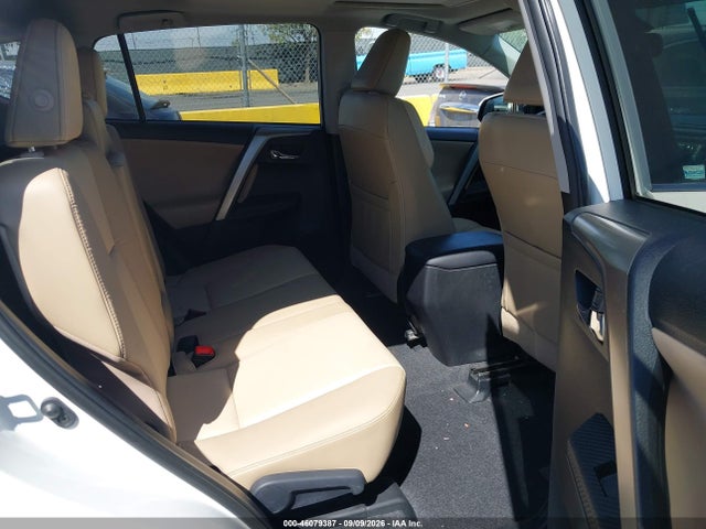 Toyota Rav4 Limited 2015 2T3DFREV4FW348817 Image 8