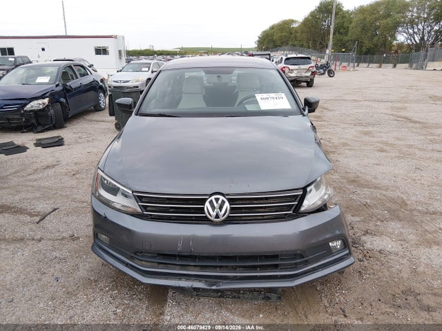 2015 Volkswagen Jetta 1.8t Sport მანქანა იყიდება აუქციონზე, vin: 3VWD17AJ1FM420884, აუქციონის ნომერი: 46079429