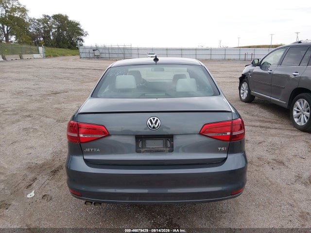 2015 Volkswagen Jetta 1.8t Sport მანქანა იყიდება აუქციონზე, vin: 3VWD17AJ1FM420884, აუქციონის ნომერი: 46079429