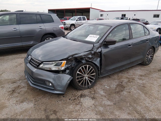 2015 Volkswagen Jetta 1.8t Sport მანქანა იყიდება აუქციონზე, vin: 3VWD17AJ1FM420884, აუქციონის ნომერი: 46079429